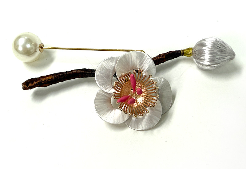 翼藝纏花福飾 -暗香影疏(雙花胸針)